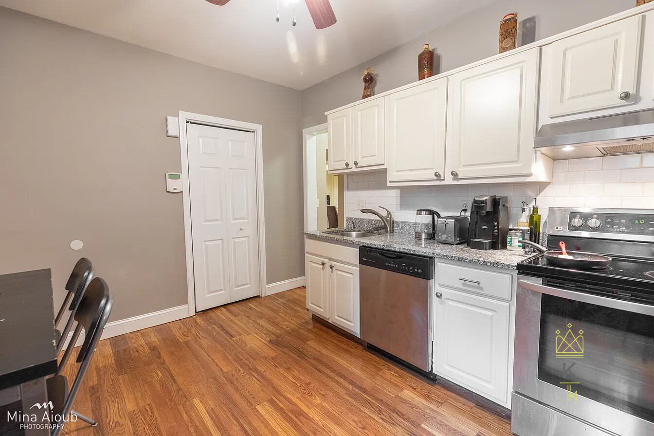1 bed, 1 bath apartment for rent at 1404 Commonwealth Ave Unit 5, Brighton — photo 5 of 10