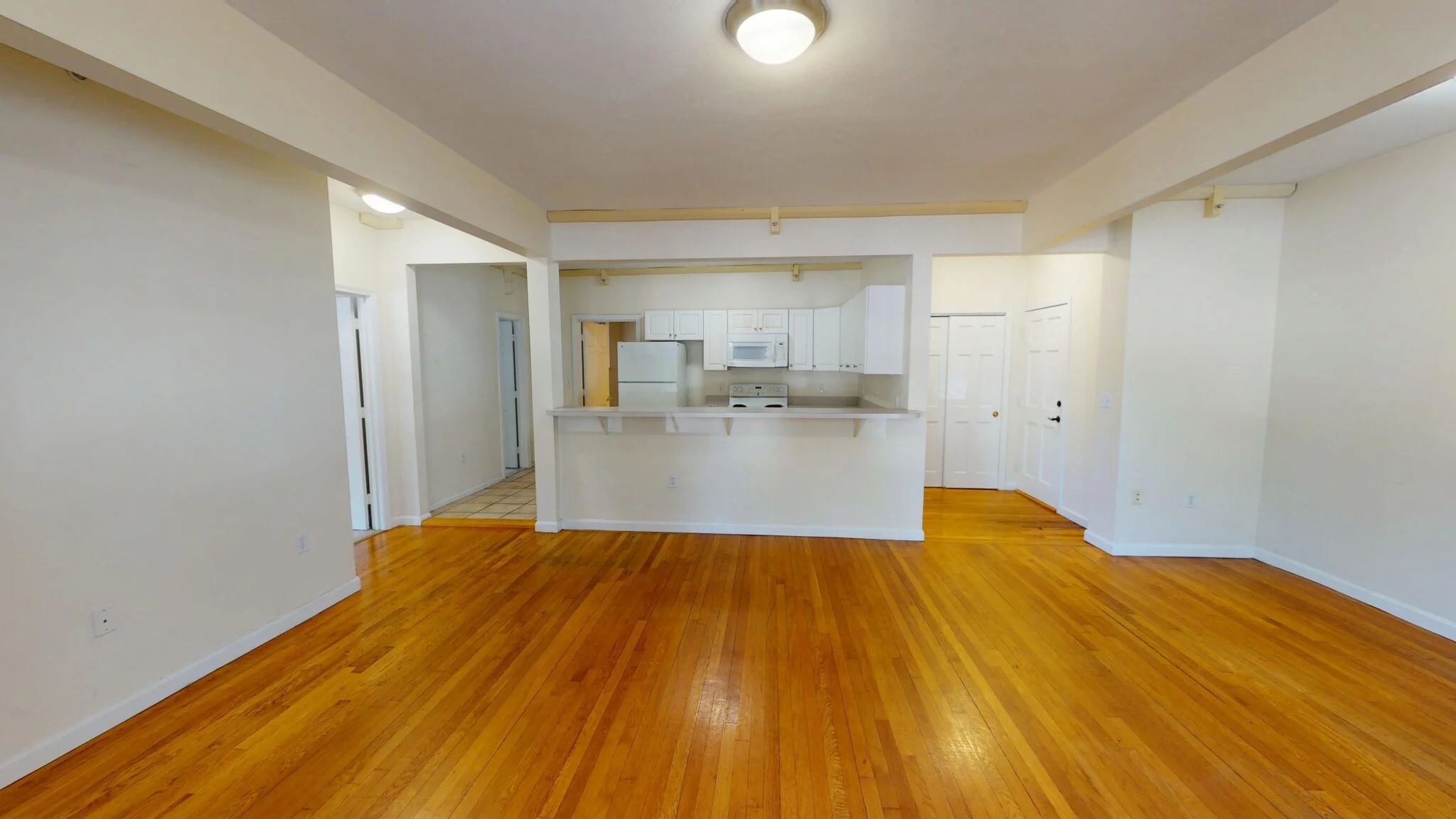 2 bed, 1 bath apartment for rent at 1405 Beacon St Unit 1, Coolidge Corner — photo 4 of 15