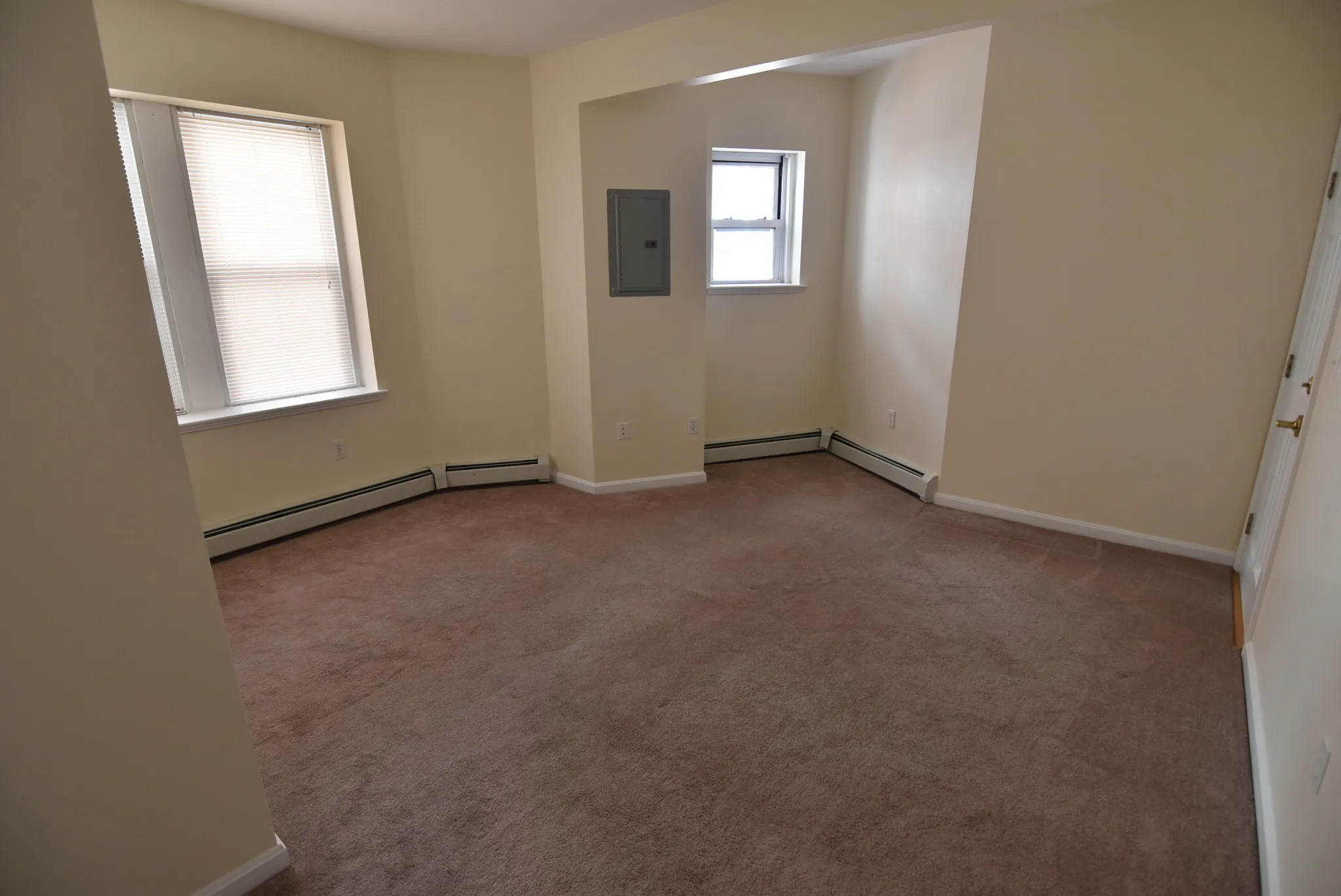 2 bed, 1 bath apartment for rent at 1405 Beacon St Unit 5, Coolidge Corner — photo 29 of 32