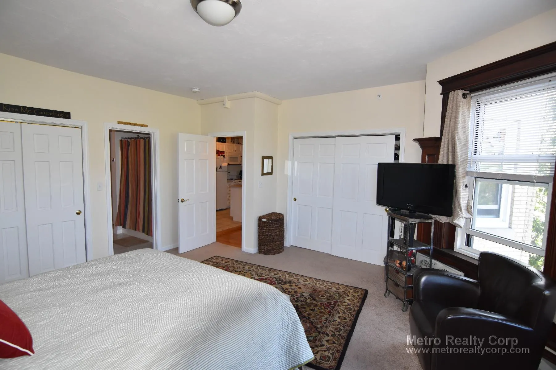2 bed, 1 bath apartment for rent at 1405 Beacon St Unit 5, Coolidge Corner — photo 22 of 32