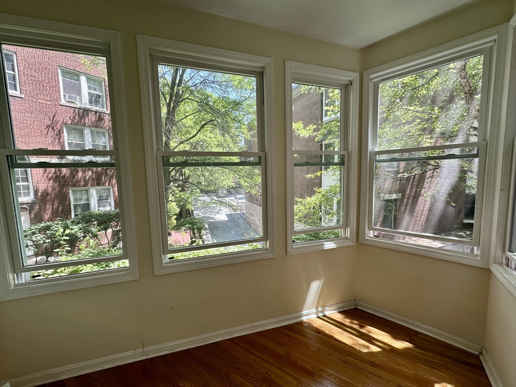 2 bed, 1 bath apartment for rent at 1405 Beacon Unit 2, Coolidge Corner — photo 5 of 6