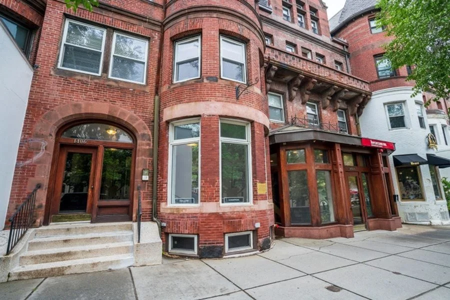 3 bed, 2 bath apartment for rent at 1406 Beacon St Unit 2, Corey Hill — photo 14 of 14