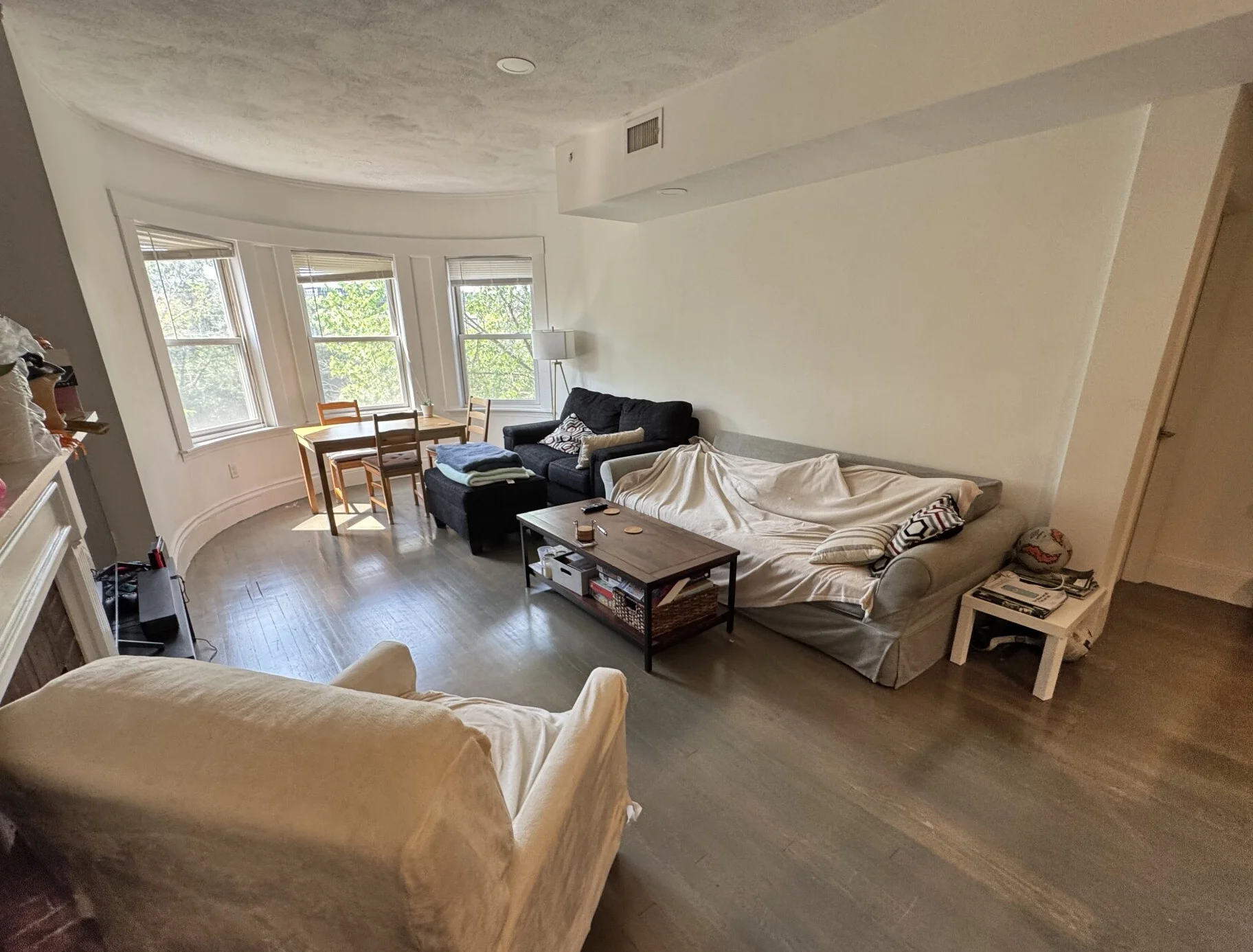 3 bed, 2 bath apartment for rent at 1406 Beacon St Unit 3, Corey Hill — photo 4 of 16