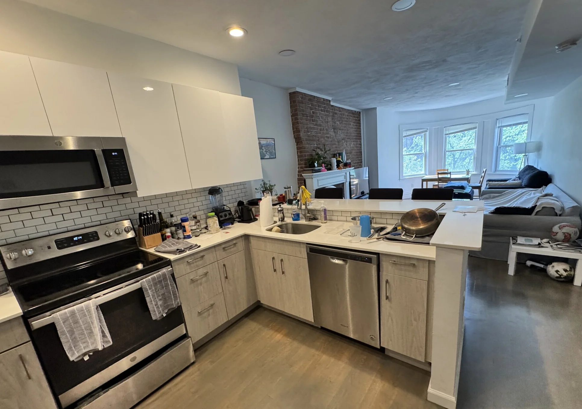 3 bed, 2 bath apartment for rent at 1406 Beacon St Unit 3, Corey Hill — photo 1 of 16