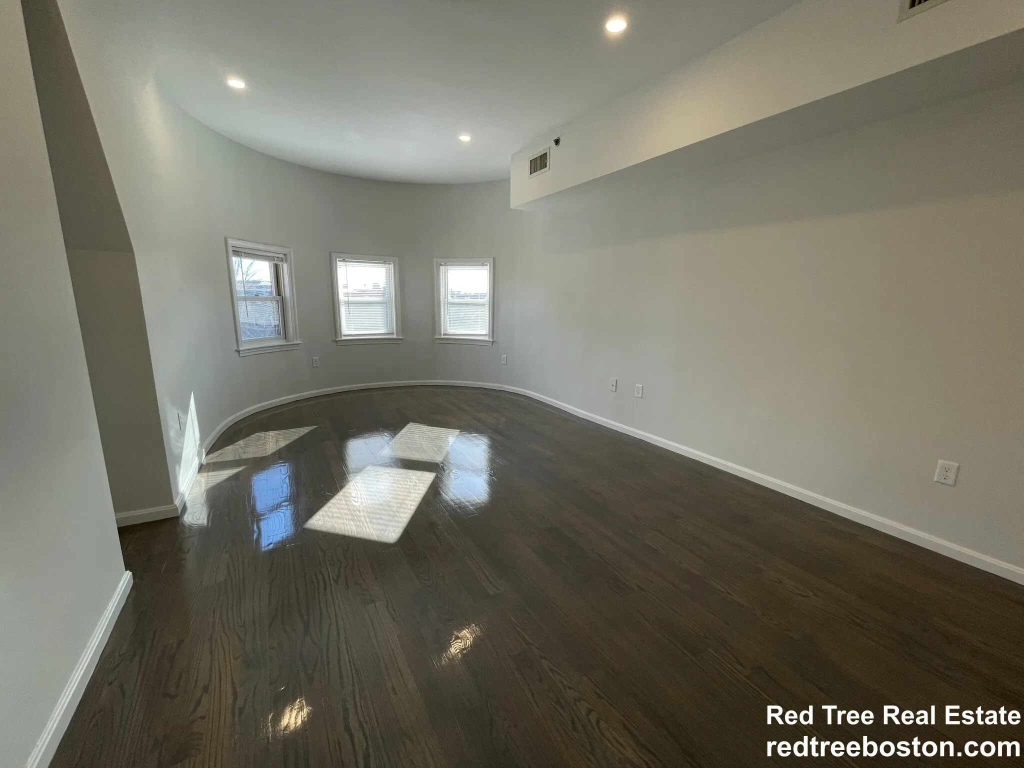 3 bed, 2 bath apartment for rent at 1406 Beacon St Unit 4, Corey Hill — photo 8 of 30