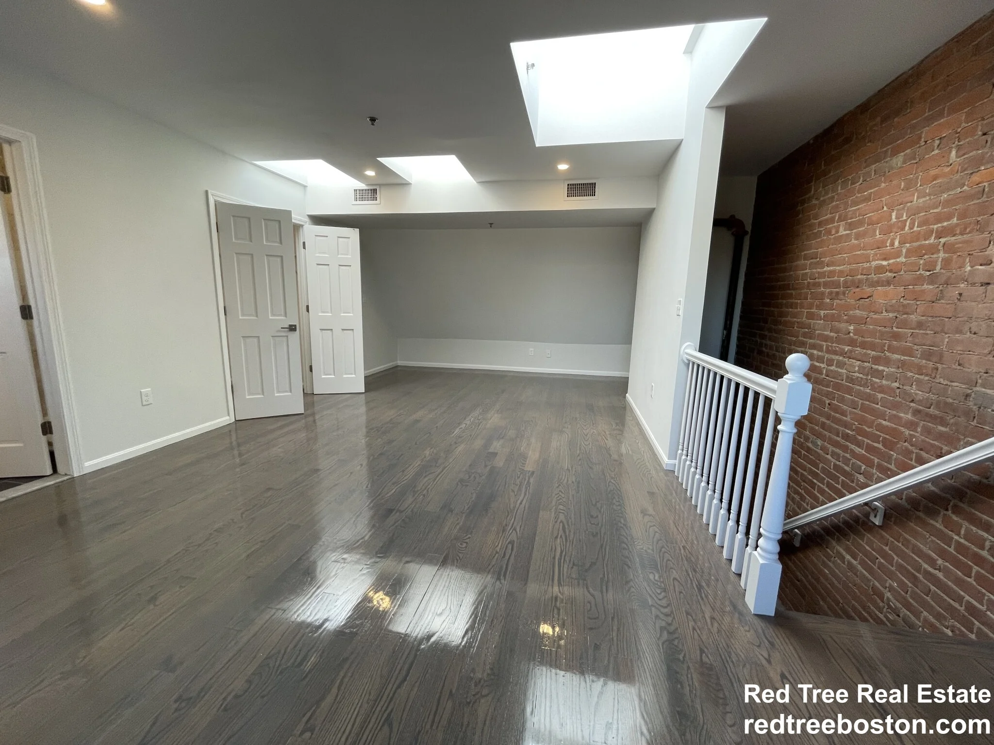 3 bed, 2 bath apartment for rent at 1406 Beacon St Unit 4, Corey Hill — photo 28 of 30