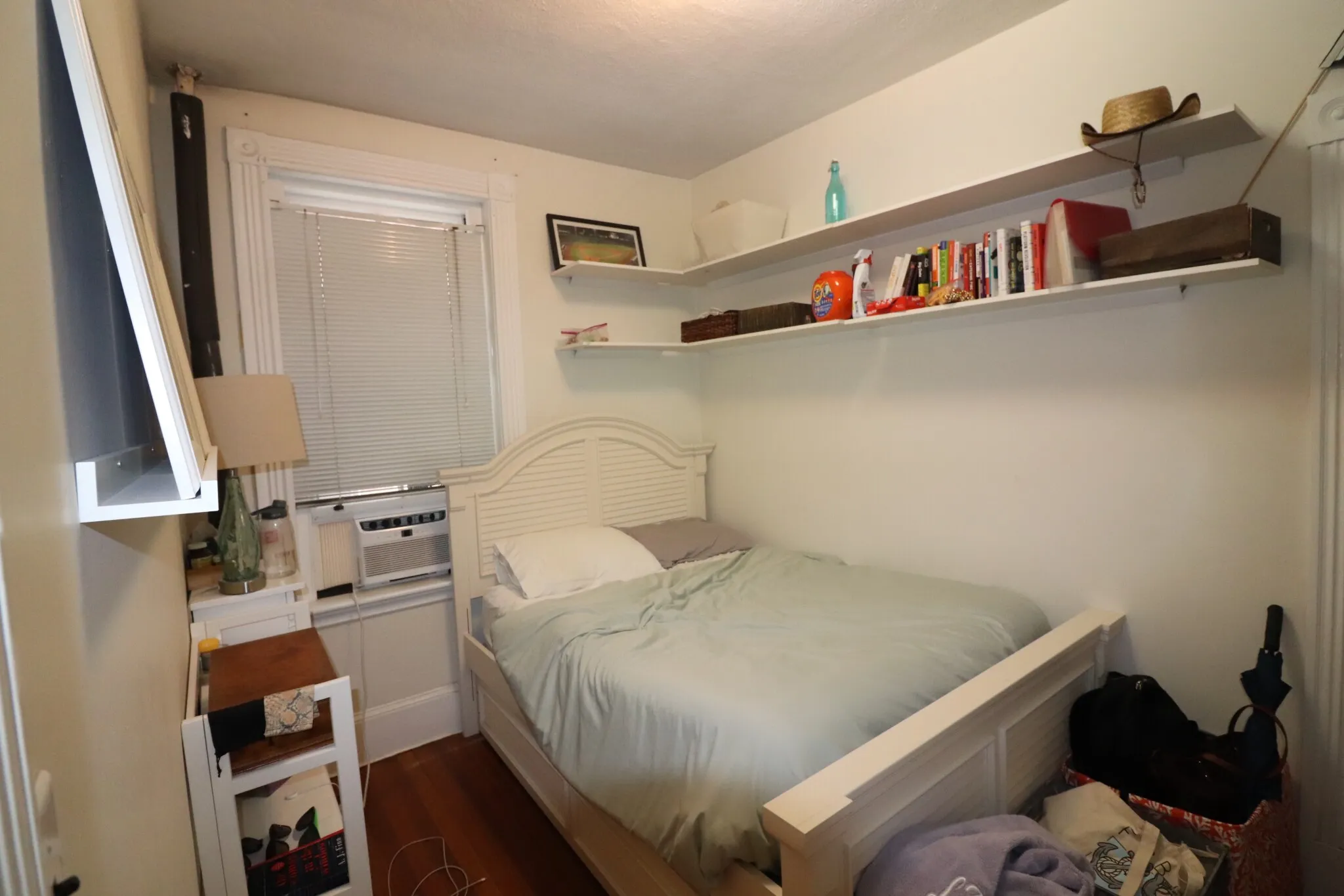 3 bed, 2 bath apartment for rent at 1407 Beacon St Unit 6, Coolidge Corner — photo 9 of 13