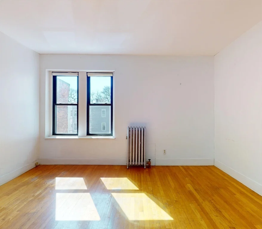 2 bed, 1 bath apartment for rent at 1408 Commonwealth Ave Unit 20, Allston — photo 4 of 12