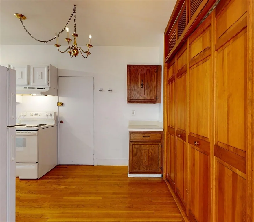 2 bed, 1 bath apartment for rent at 1408 Commonwealth Ave Unit 20, Allston — photo 6 of 12