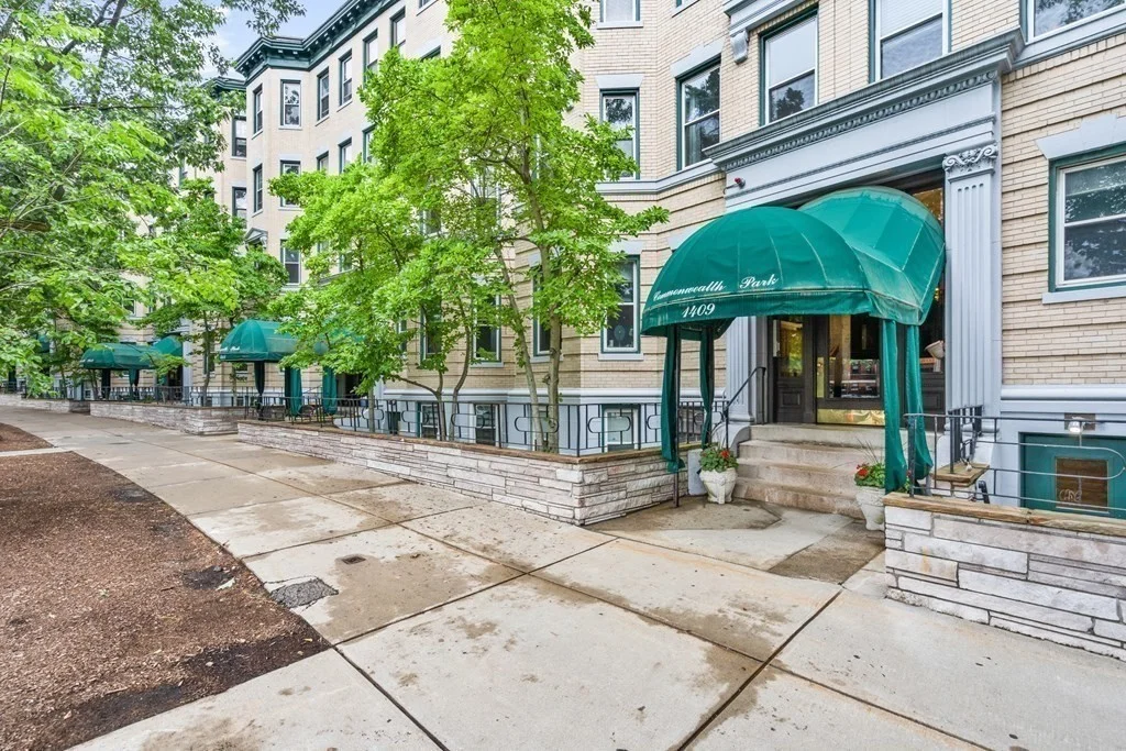 2 bed, 1 bath apartment for rent at 1409 Commonwealth Ave Unit 301, Brighton — photo 11 of 11