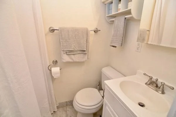 Studio bed, 1 bath apartment for rent at 141 Arlington St Unit 1, Back Bay — photo 6 of 9