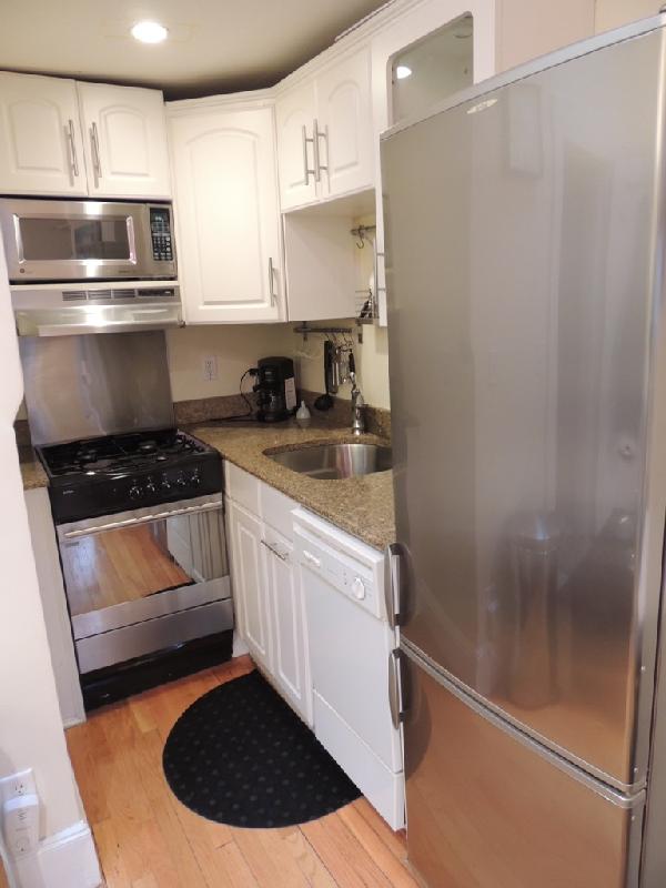 1 bed, 1 bath apartment for rent at 141 Arlington St Unit 5, Back Bay — photo 3 of 6