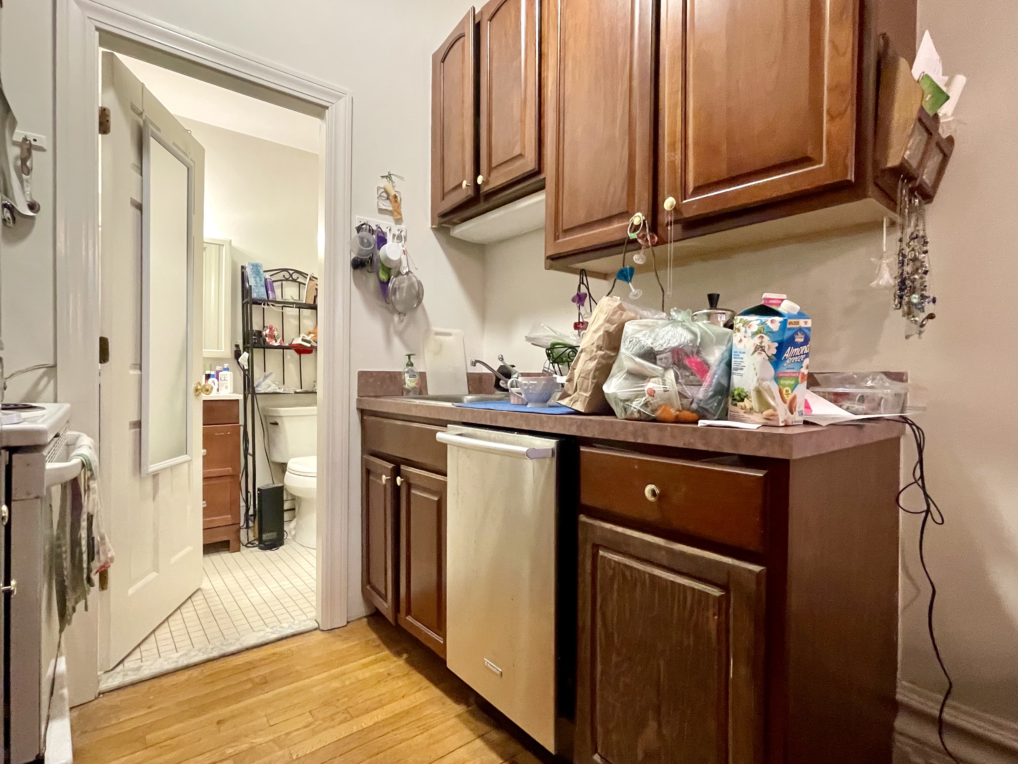 Studio bed, 1 bath apartment for rent at 141 Beacon St Unit 3A, Back Bay — photo 4 of 10