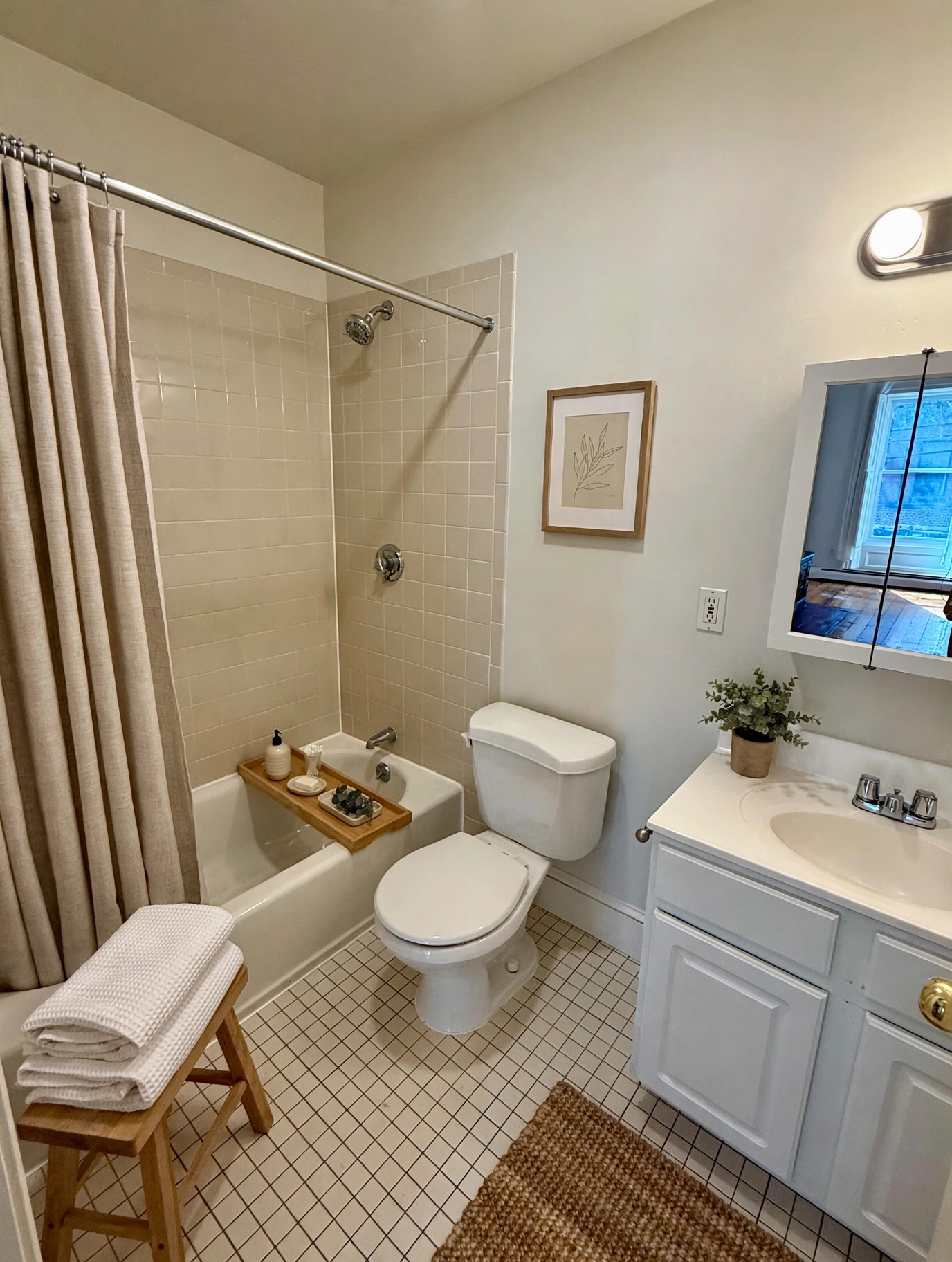 Studio bed, 1 bath apartment for rent at 141 Beacon St Unit 4A, Back Bay — photo 9 of 10