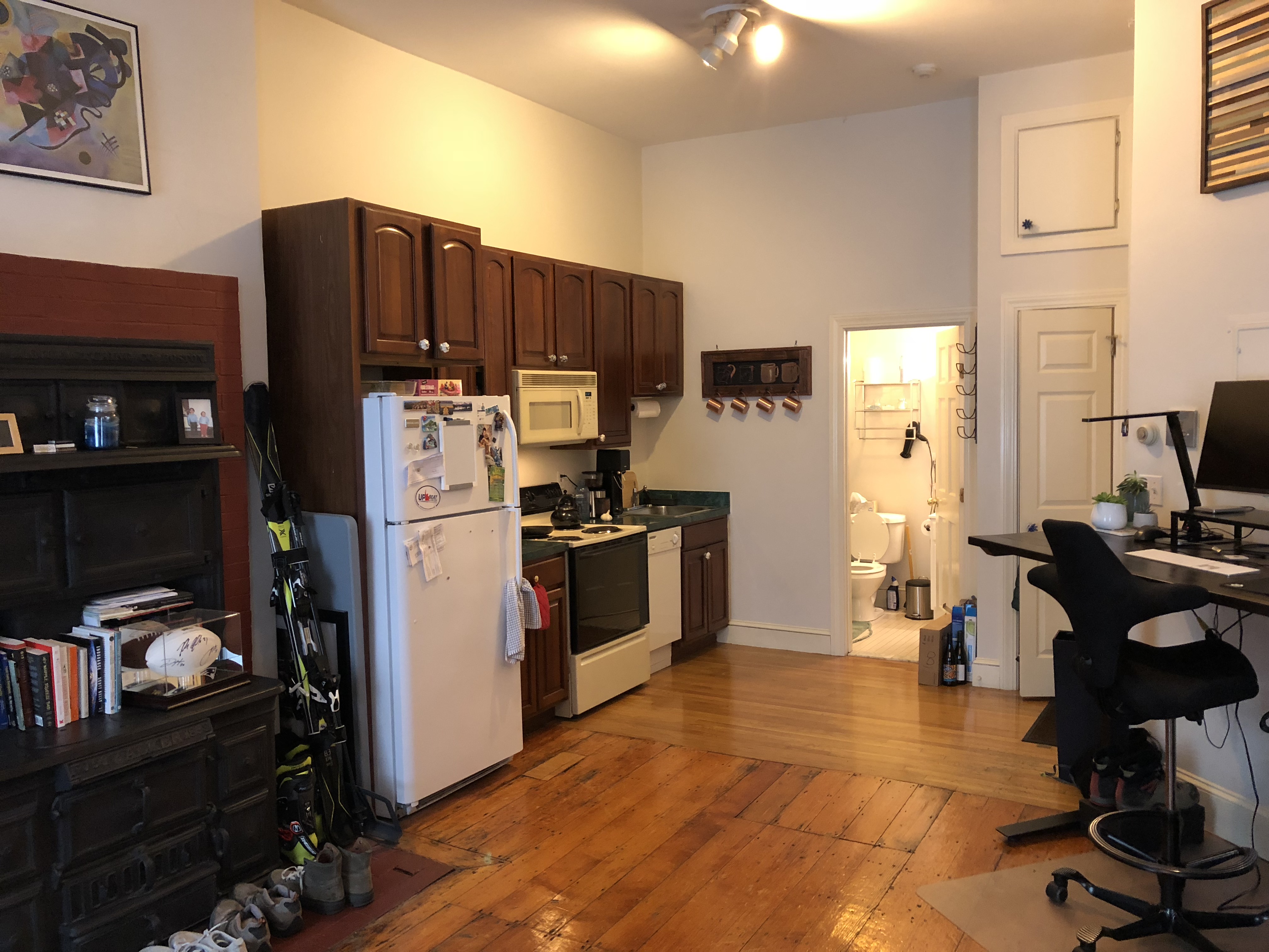 Studio bed, 1 bath apartment for rent at 141 Beacon St Unit 4A, Back Bay — photo 6 of 8