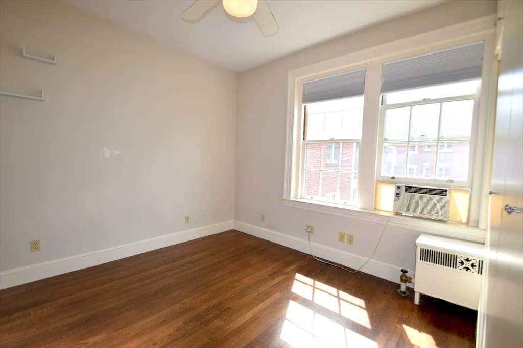 2 bed, 2 bath apartment for rent at 141 Beaconsfield Rd Unit 5, Brookline — photo 6 of 11