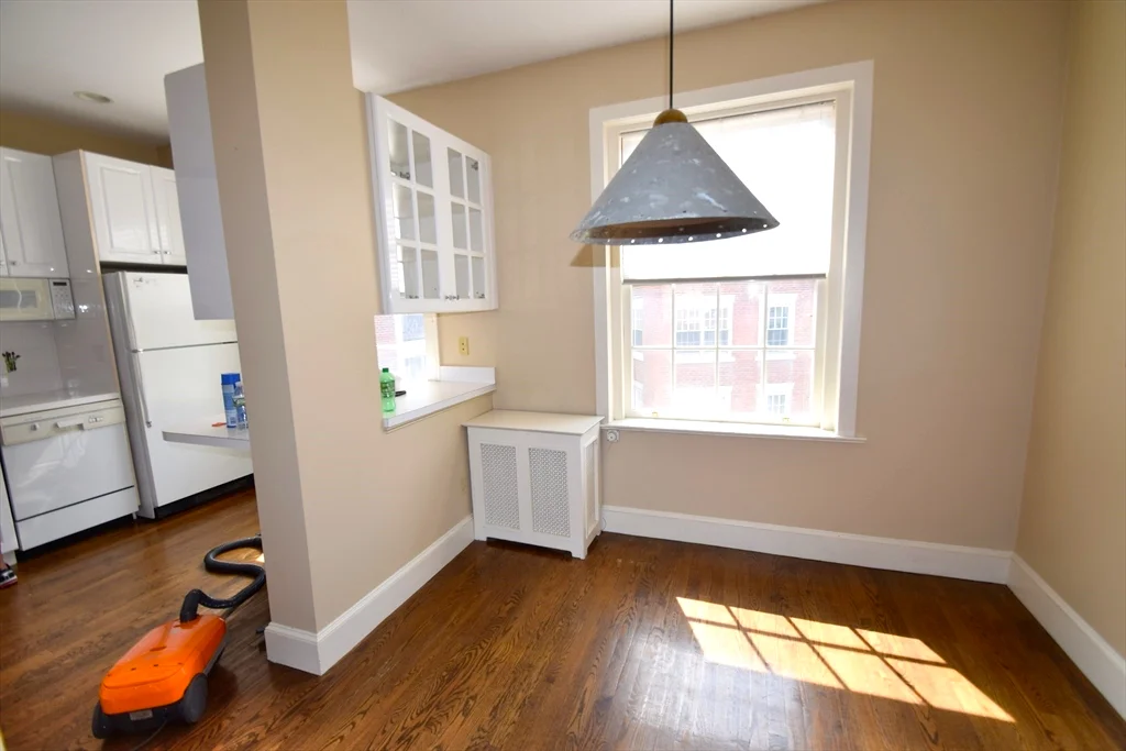 2 bed, 2 bath apartment for rent at 141 Beaconsfield Rd Unit 5, Brookline — photo 4 of 11