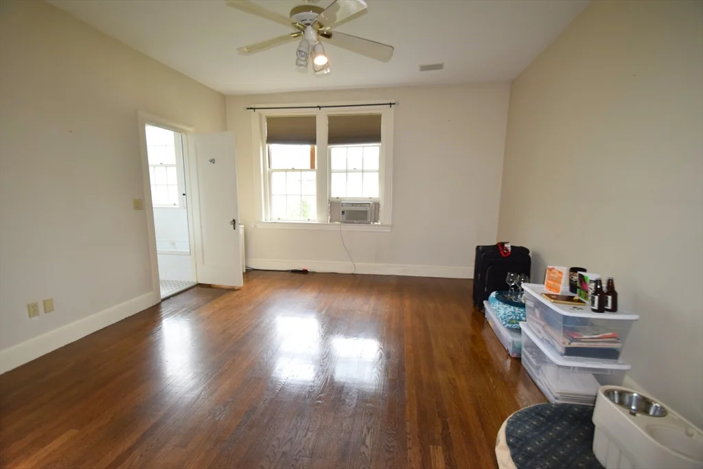 2 bed, 2 bath apartment for rent at 141 Beaconsfield Rd Unit 5, Brookline — photo 9 of 11