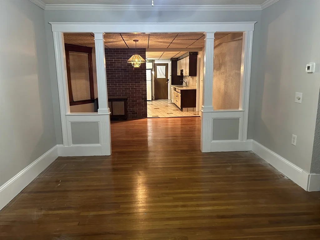 2 bed, 1 bath apartment for rent at 141 Belmont St Unit 1, Everett — photo 3 of 7
