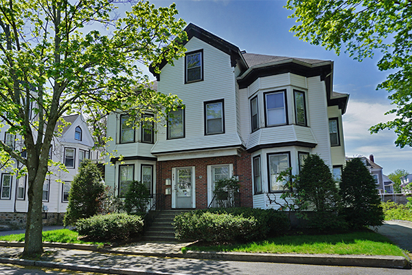 1 bed, 1 bath apartment for rent at 141 Brown St Unit 141-2F, South Side — photo 9 of 9