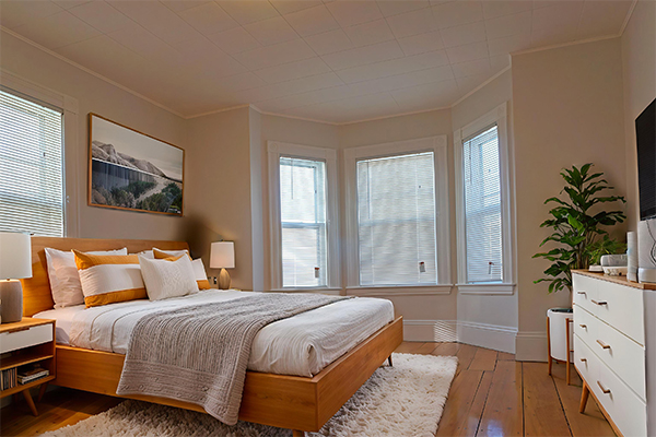 1 bed, 1 bath apartment for rent at 141 Brown St Unit 141-2F, South Side — photo 2 of 9