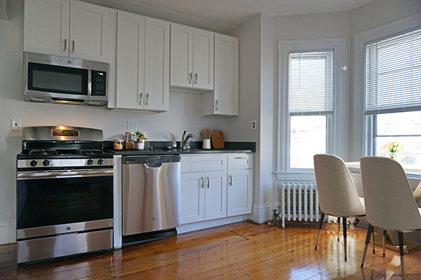 1 bed, 1 bath apartment for rent at 141 Brown St Unit 141-2F, South Side