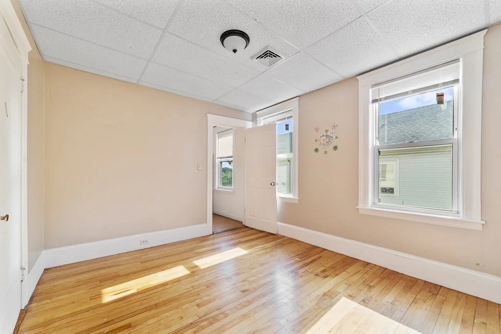 3 bed, 1 bath apartment for rent at 141 Cambridge St Unit 1, Worcester — photo 7 of 7