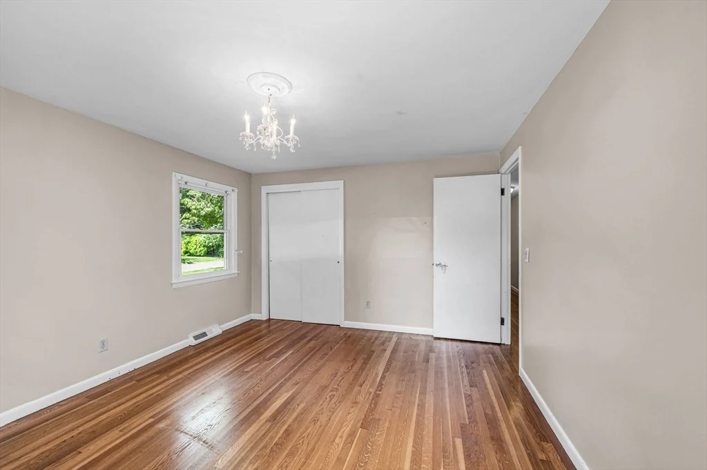 3 bed, 1 bath apartment for rent at 141 Cedar Rd Unit 141, Longmeadow — photo 18 of 42