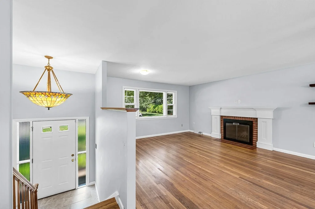 3 bed, 1 bath apartment for rent at 141 Cedar Rd Unit 141, Longmeadow — photo 31 of 42