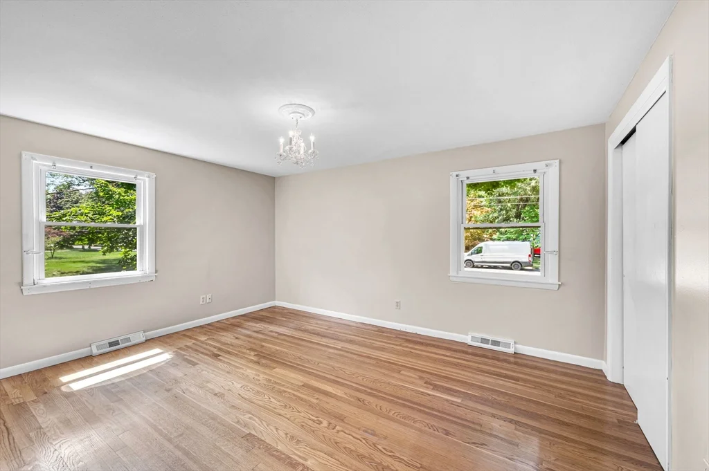 3 bed, 1 bath apartment for rent at 141 Cedar Rd Unit 141, Longmeadow — photo 17 of 42