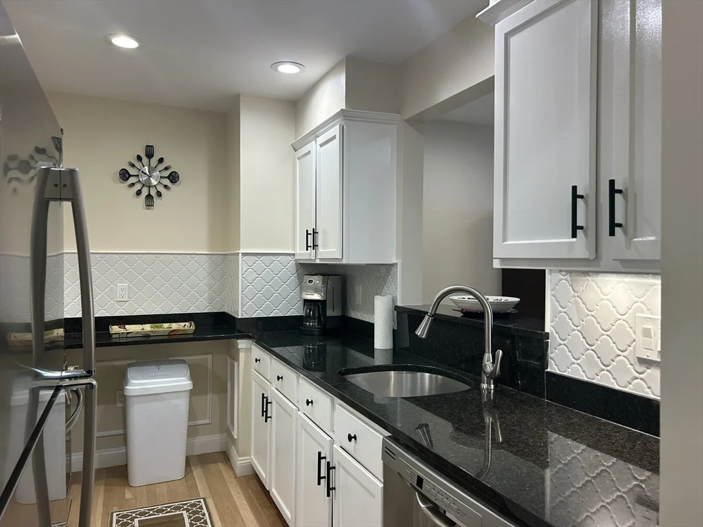 1 bed, 1 bath apartment for rent at 141 Chestnut St Unit G7, Needham — photo 1 of 6