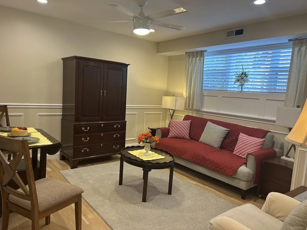 1 bed, 1 bath apartment for rent at 141 Chestnut St Unit G7, Needham — photo 3 of 6