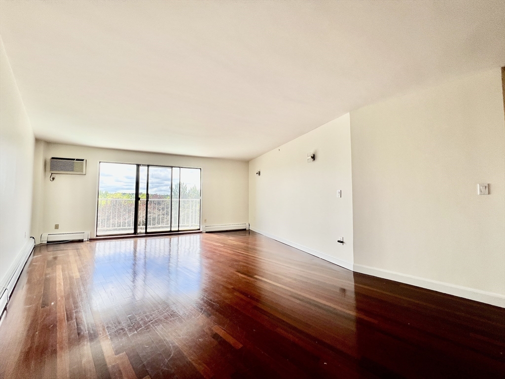 2 bed, 2 bath apartment for rent at 141 Coolidge St Unit 420, Watertown — photo 3 of 9