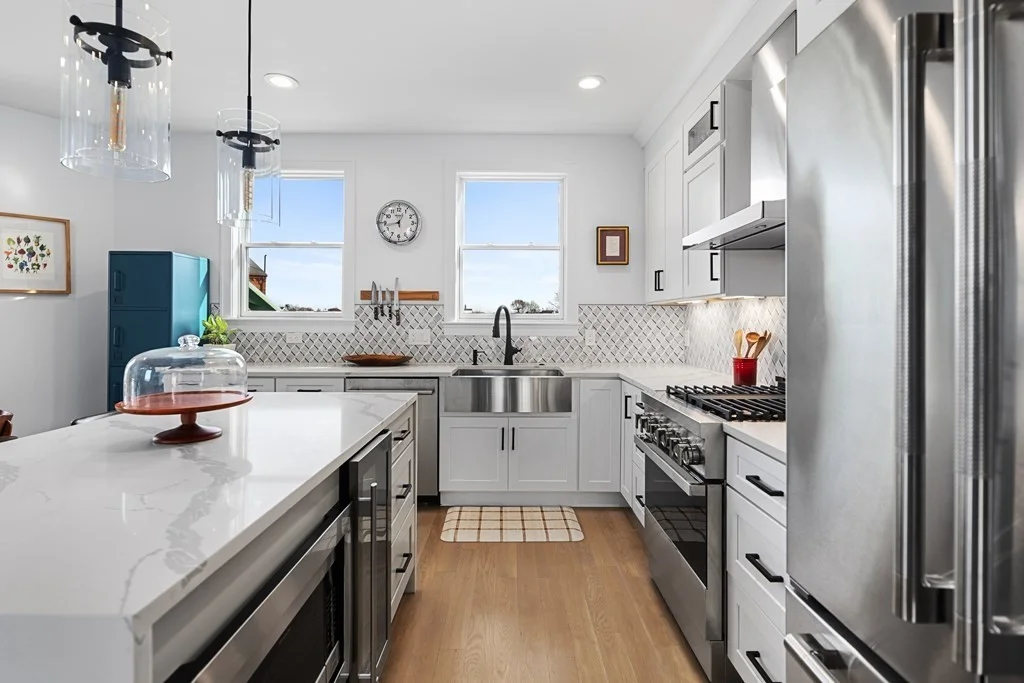 3 bed, 2 bath apartment for rent at 141 Cross St Unit A, East Somerville — photo 3 of 28