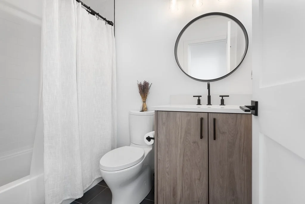 3 bed, 2 bath apartment for rent at 141 Cross St Unit A, East Somerville — photo 14 of 28