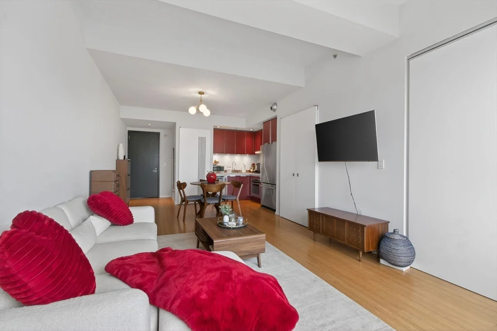 1 bed, 1 bath apartment for rent at 141 Dorchester Ave Unit 1005, South Boston — photo 9 of 14