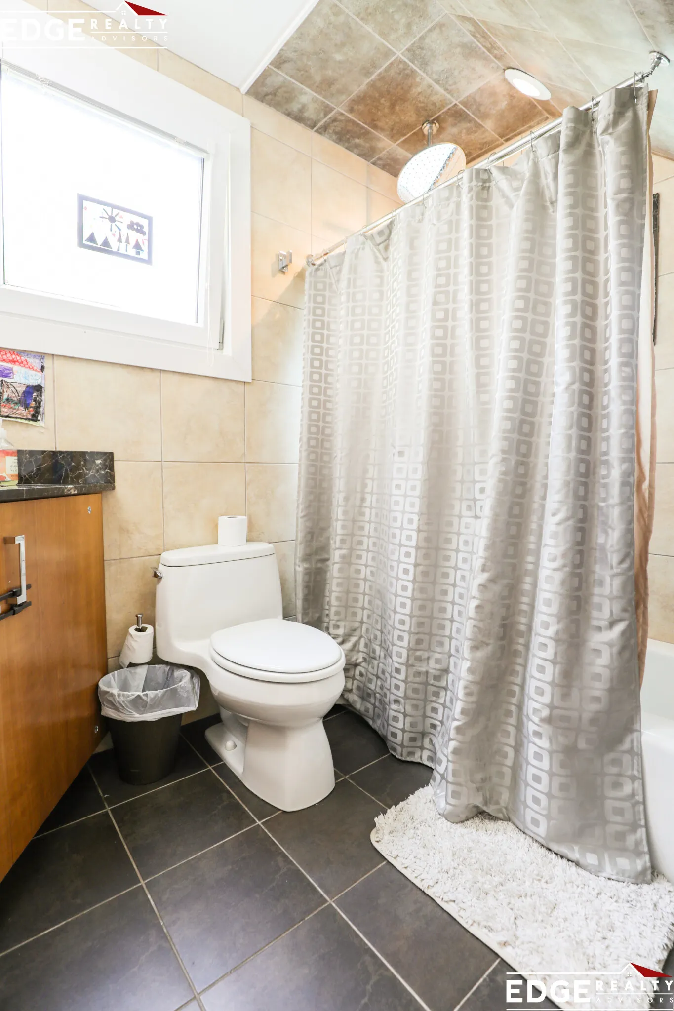 3 bed, 3 bath apartment for rent at 141 Elm St Unit 1, The Port — photo 10 of 18