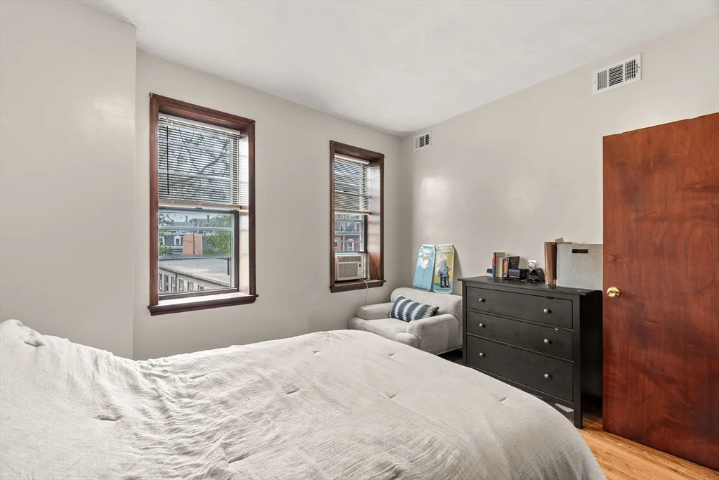 1 bed, 1 bath apartment for rent at 141 Emerson St Unit 4, South Boston — photo 8 of 12