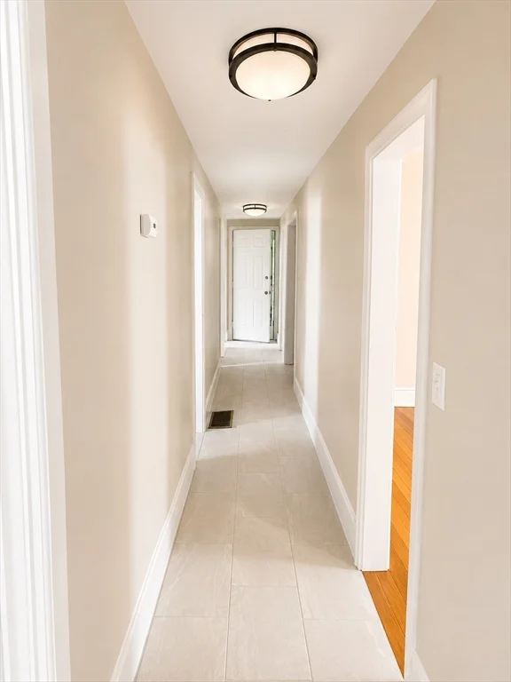 3 bed, 1 bath apartment for rent at 141 Everett St Unit 1, Southbridge — photo 4 of 5