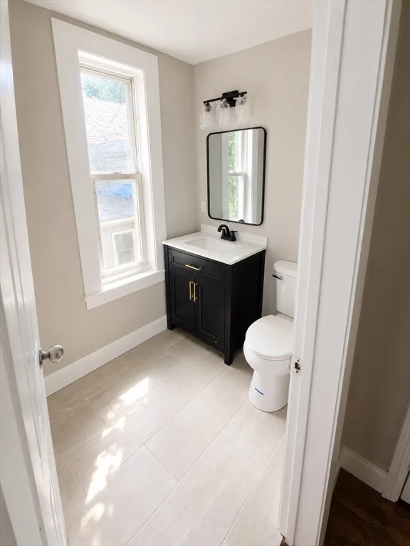 3 bed, 1 bath apartment for rent at 141 Everett St Unit 2, Southbridge — photo 7 of 8