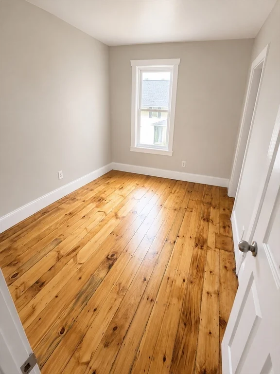 3 bed, 1 bath apartment for rent at 141 Everett St Unit 2, Southbridge — photo 8 of 8