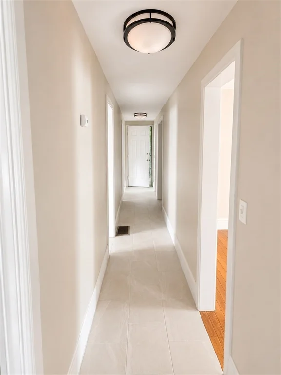 3 bed, 1 bath apartment for rent at 141 Everett St Unit 2, Southbridge — photo 5 of 8