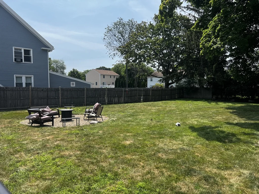 2 bed, 1 bath apartment for rent at 141 High St Unit 1, Danvers — photo 2 of 18