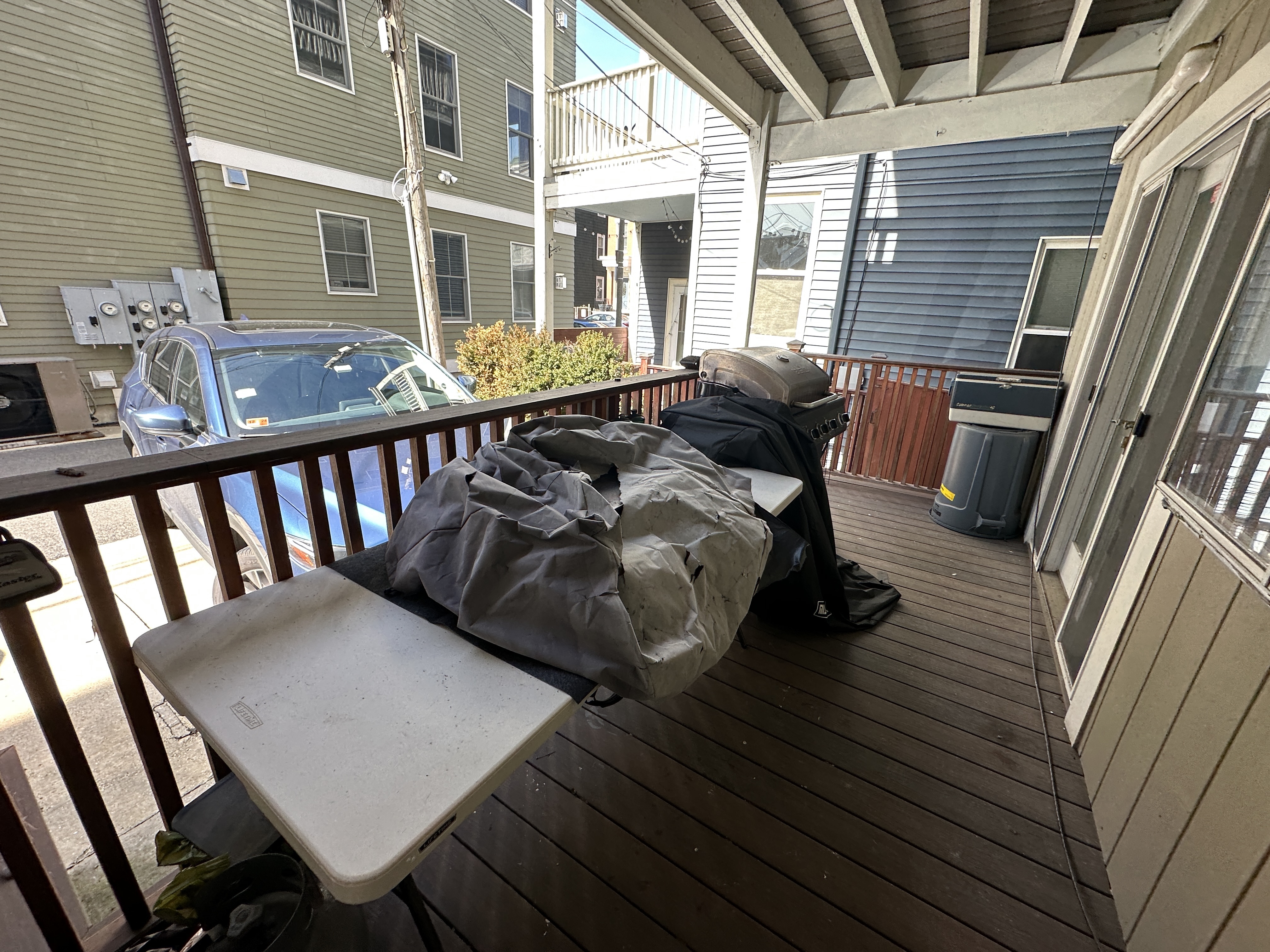 5 bed, 3 bath apartment for rent at 141 L St Unit 1-CF, South Boston — photo 12 of 37