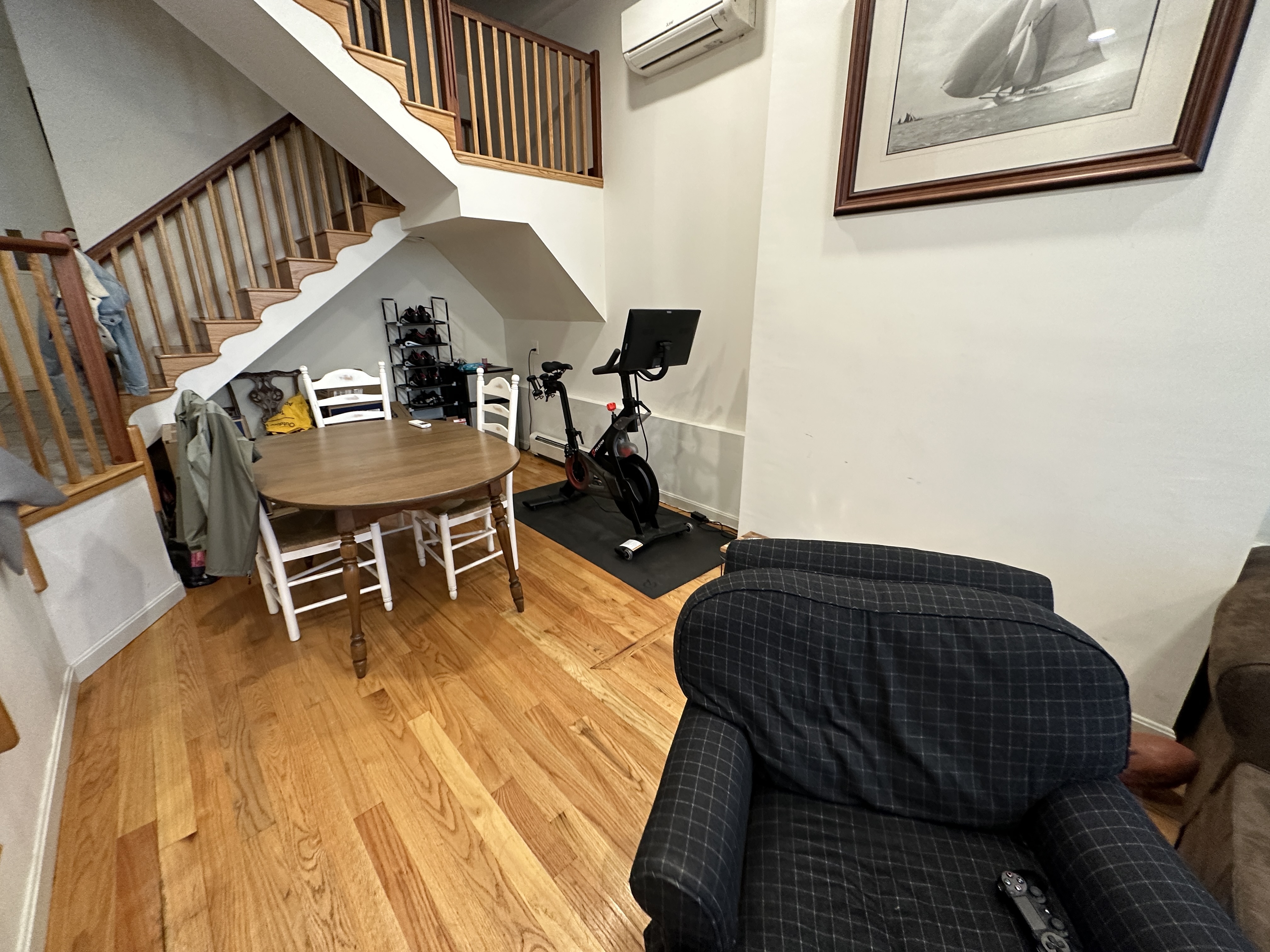 5 bed, 3 bath apartment for rent at 141 L St Unit 1-CF, South Boston — photo 5 of 37