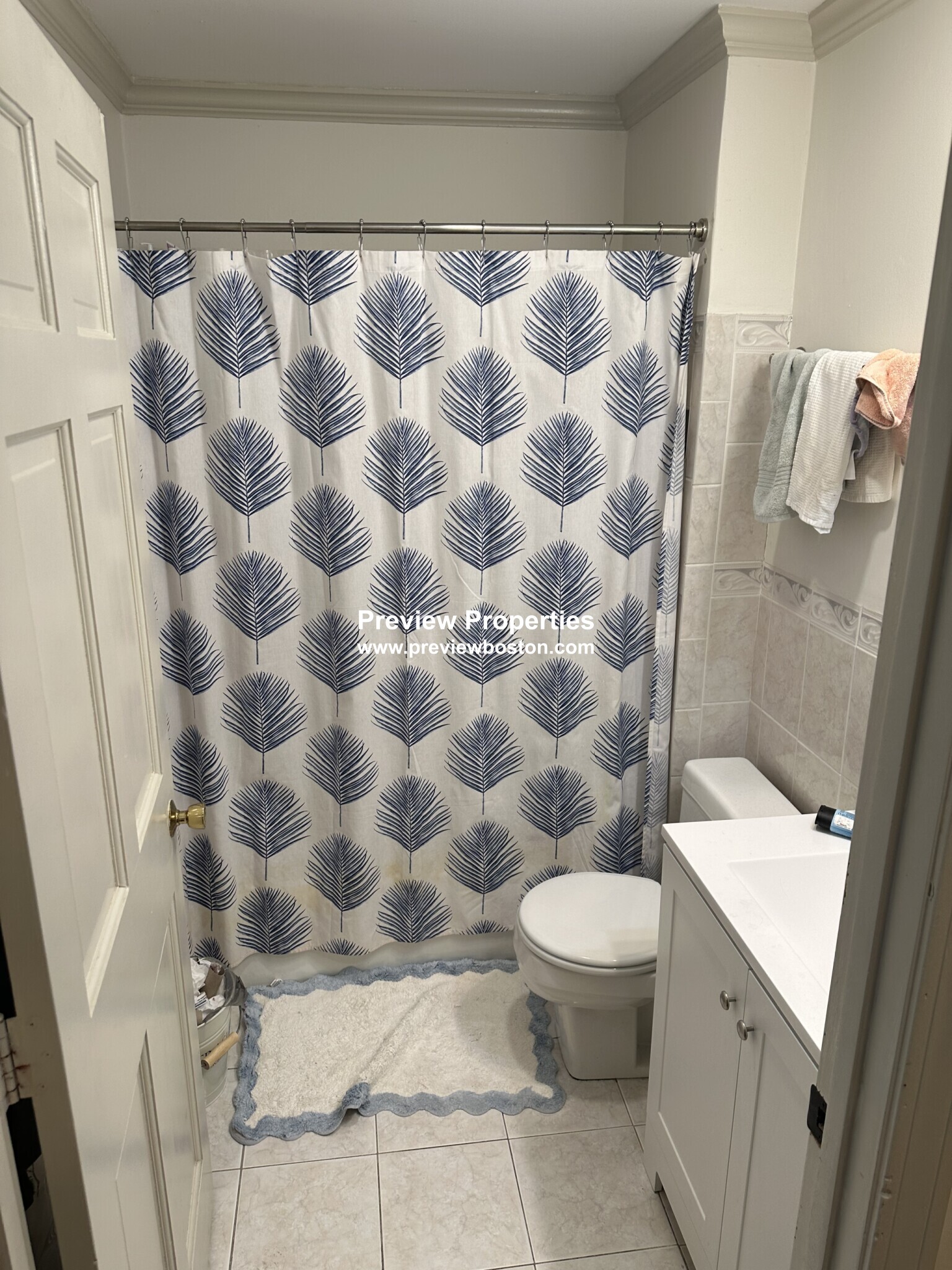 5 bed, 3 bath apartment for rent at 141 L St Unit 1P, South Boston — photo 5 of 17