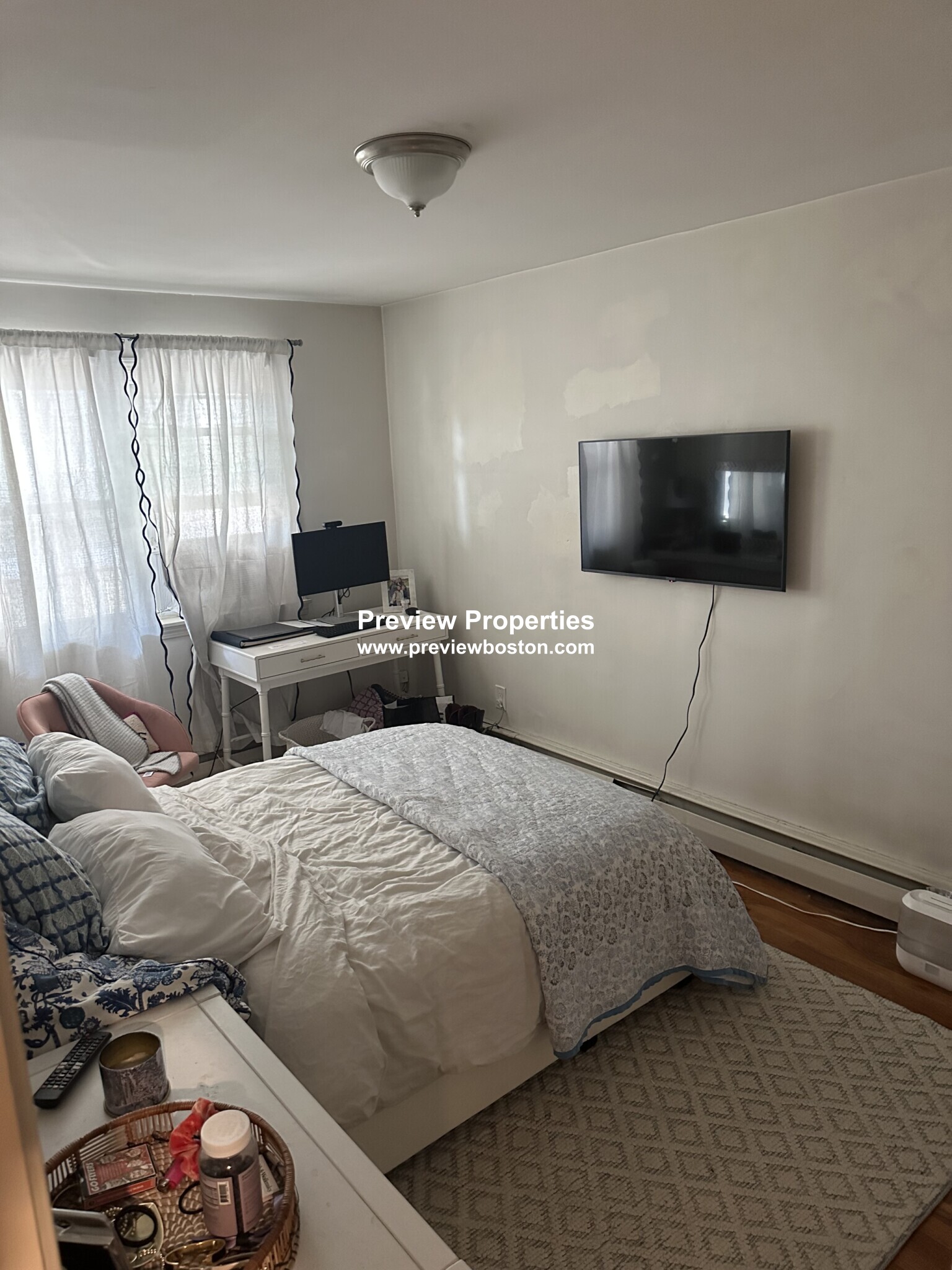 5 bed, 3 bath apartment for rent at 141 L St Unit 1P, South Boston — photo 6 of 17