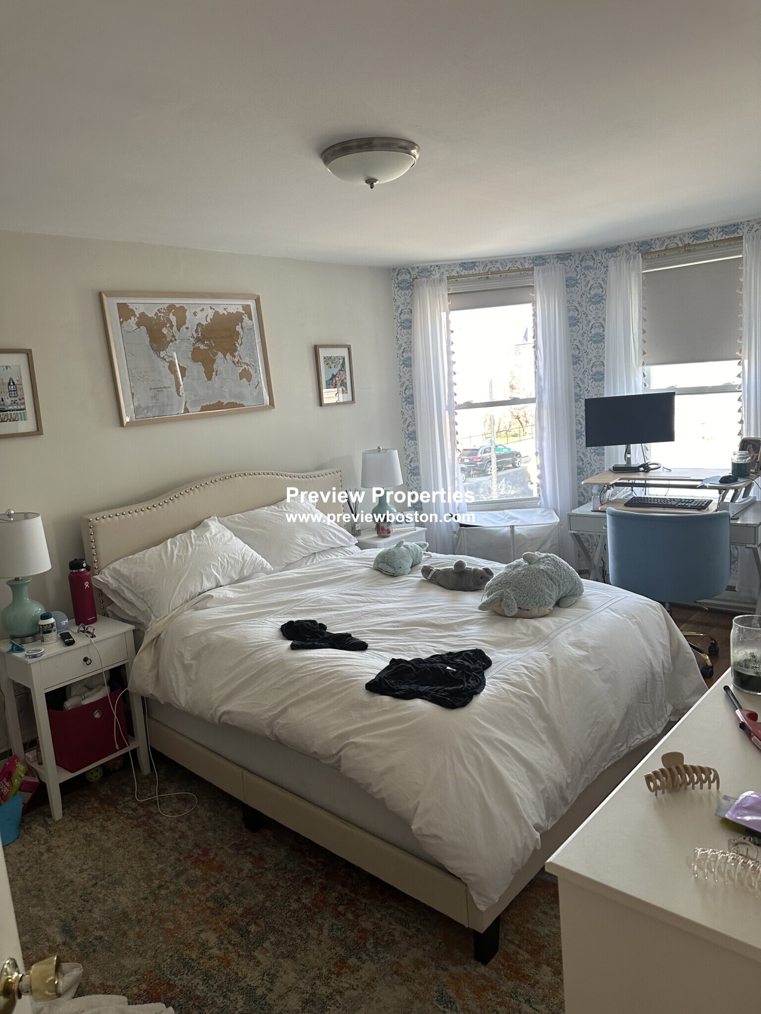 5 bed, 3 bath apartment for rent at 141 L St Unit 1P, South Boston — photo 2 of 17