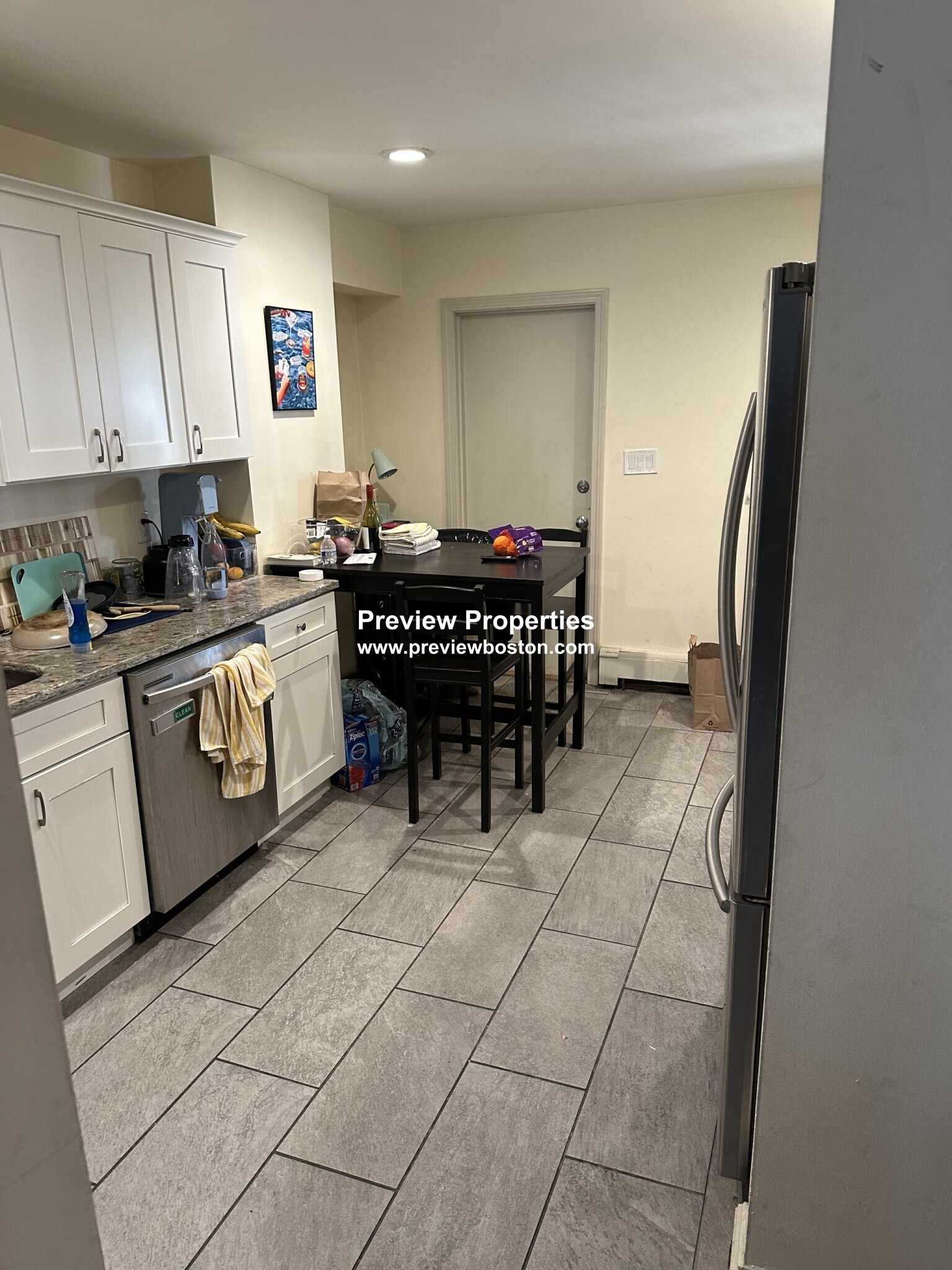 5 bed, 3 bath apartment for rent at 141 L St Unit 1P, South Boston — photo 12 of 17