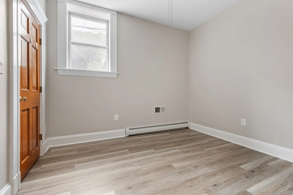 5 bed, 3 bath apartment for rent at 141 Longwood Ave Unit 1, Coolidge Corner — photo 25 of 30